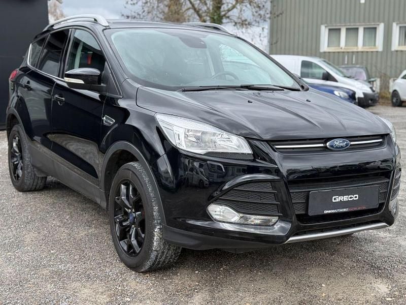 Używany Ford Kuga SYNC Edition 179 KM (131 kW) 2015 Czarny SUV