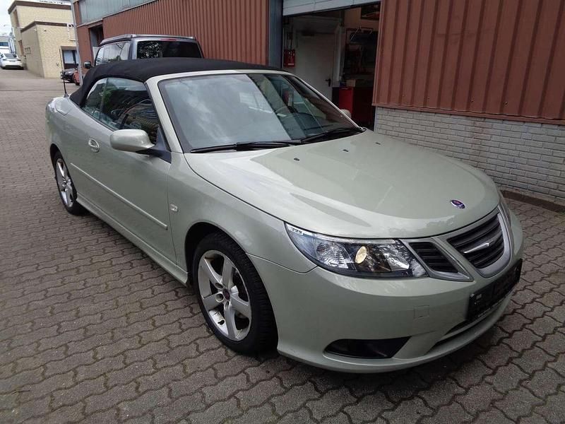 Silber Gebraucht 2009 Saab 9-3 Cabriolet Vector Cabrio | 15.900 € - Bild 1/4