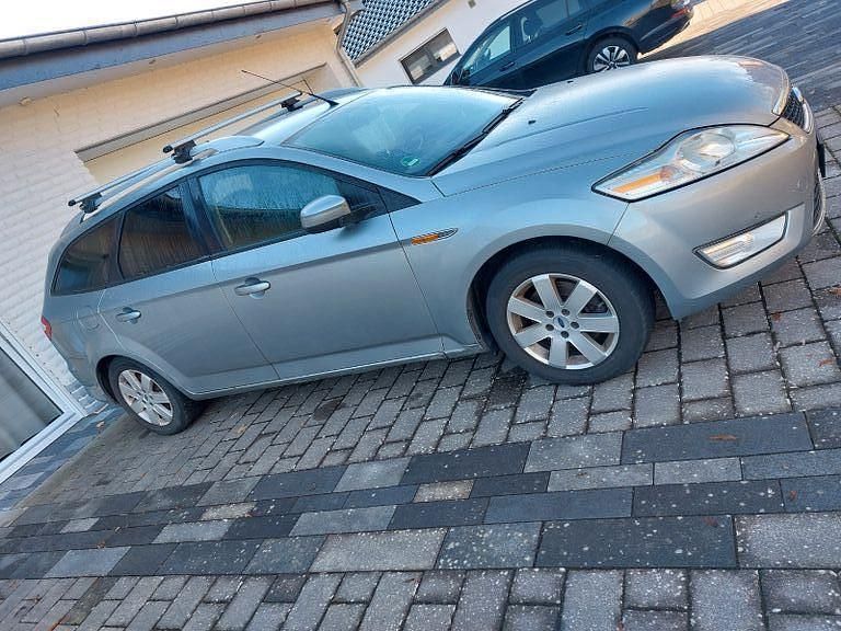 Blau Gebraucht 2010 Ford Mondeo Titanium Kombi | 3.199 € (Guter Preis) - Bild 1/1