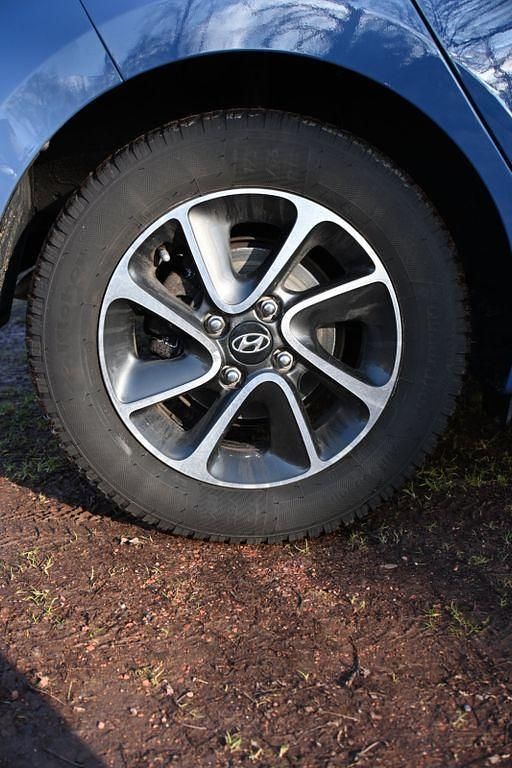 Gebraucht Hyundai i10 67 PS (49 kW) 2018 Blau Kleinwagen