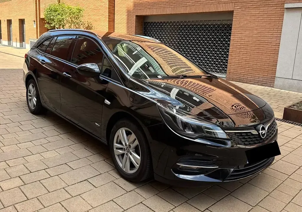 Gebraucht Opel Astra Design & Tech 145 PS (106 kW) 2021 Schwarz Kombi
