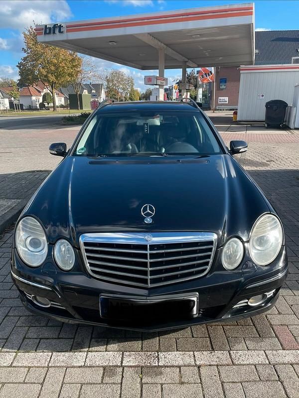 Gebraucht Mercedes E320 224 PS (164 kW) 2008 Schwarz Kombi