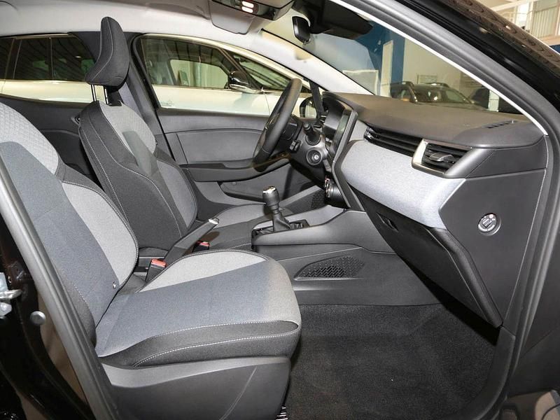 Gebraucht Renault Clio V Evolution 91 PS (66 kW) 2024 Feuerrot Kleinwagen