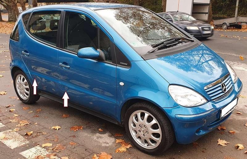 Gebraucht Mercedes A190 Elegance 125 PS (91 kW) 2002 Blau Limousine