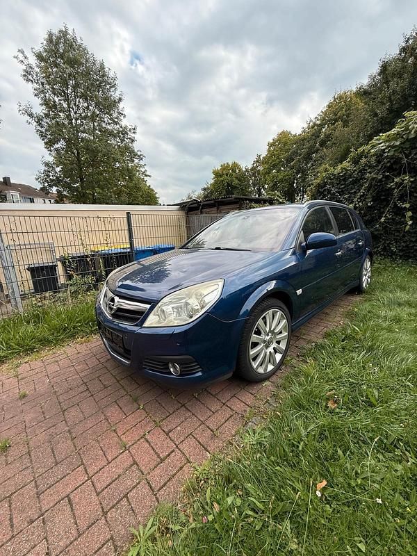 Blau Gebraucht 2007 Opel Signum Kombi | 2.390 € (Fairer Preis) - Bild 1/4