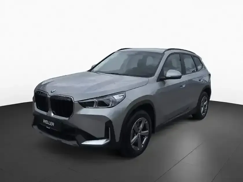 Gebraucht BMW X1 Performance 204 PS (150 kW) 2023 Spacesilber (silber) SUV