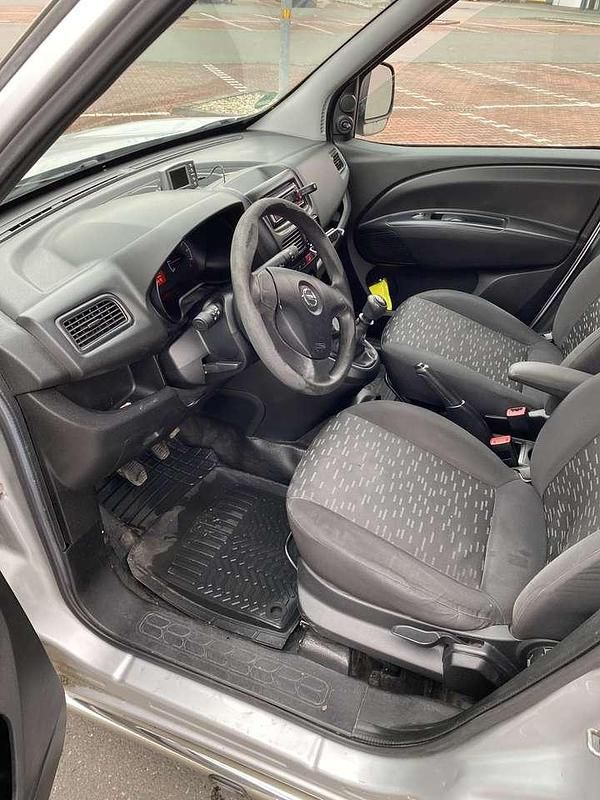 Gebraucht Opel Combo 105 PS (77 kW) 2012 Van