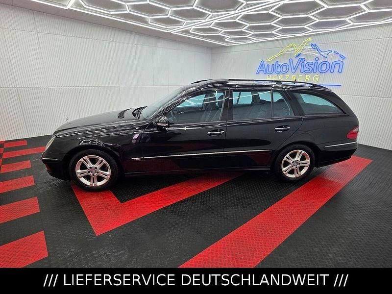 Gebraucht Mercedes E220 Avantgarde 170 PS (125 kW) 2008 Schwarz Limousine