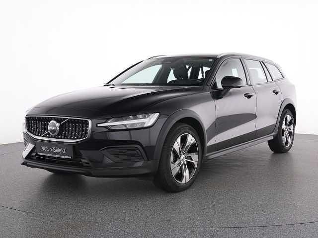 Gebraucht Volvo V60 CC 145 PS (106 kW) 2024 Kombi