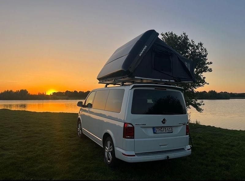 Weiß Gebraucht 2017 VW Multivan Generation Six Van | 30.000 € (Superpreis) - Bild 1/4