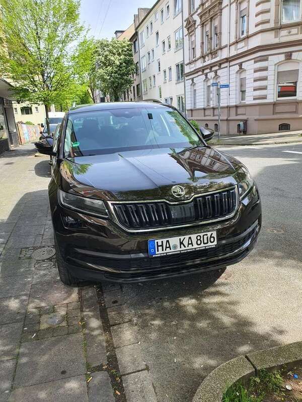 Braun Gebraucht 2020 Skoda Kodiaq Style SUV | 28.000 € (Teuer) - Bild 1/4