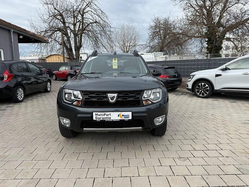 Gebraucht Dacia Duster Black Shadow 125 PS (91 kW) 2017 Grau SUV