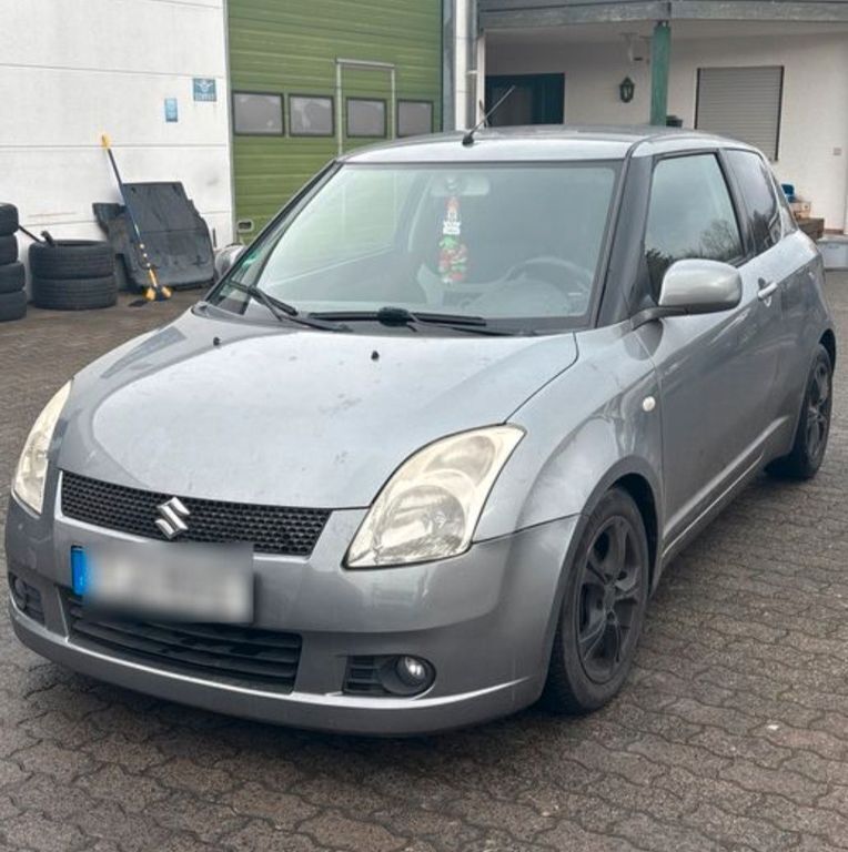Grau Gebraucht 2007 Suzuki Swift Comfort Kleinwagen | 2.200 € (Guter Preis) - Bild 1/4