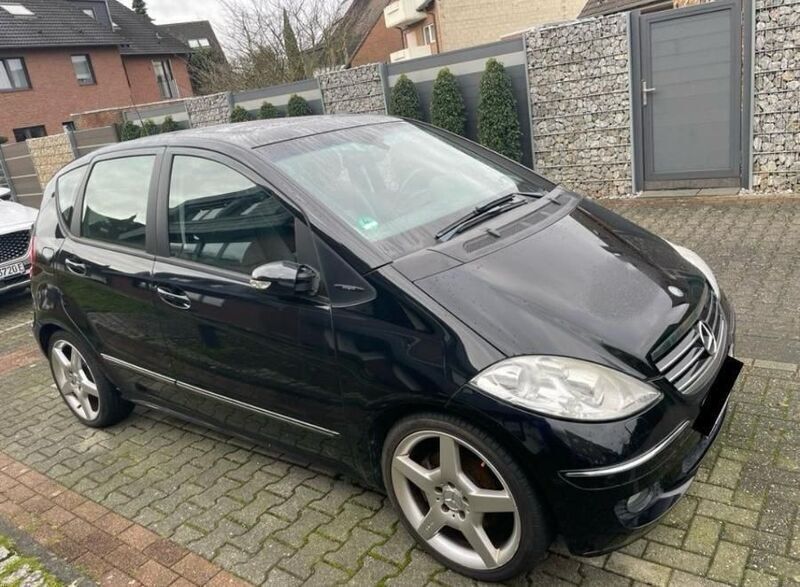 Schwarz Gebraucht 2007 Mercedes A200 Avantgarde Van / Kleinbus | 6.900 € (Etwas zu teuer) - Bild 1/4