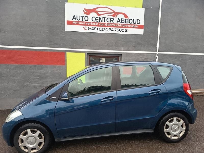 Blau Gebraucht 2011 Mercedes A160 Kleinwagen | 3.490 € (Superpreis) - Bild 1/4