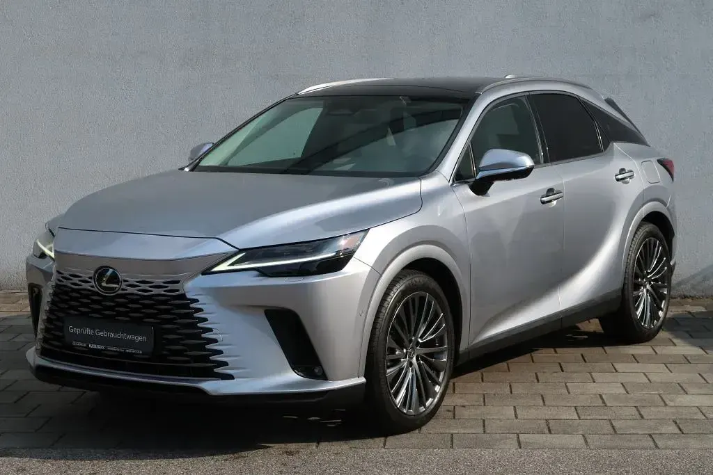 Gebraucht Lexus RX450h+ Luxury Line 309 PS (227 kW) 2024 Silber SUV