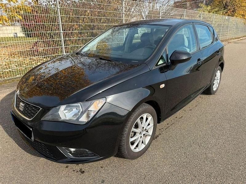 Schwarz Gebraucht 2016 Seat Ibiza Style Limousine | 5.999 € (Guter Preis) - Bild 1/4
