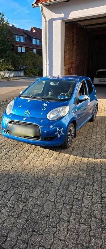 Blau Gebraucht 2010 Citroën C1 Kleinwagen | 850 € (Superpreis) - Bild 1/4