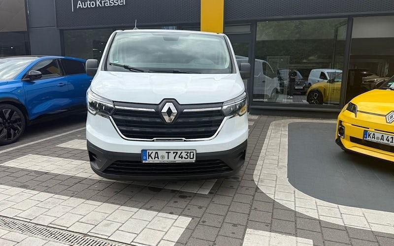 Gebraucht Renault Trafic Komfort 131 PS (96 kW) 2024 Weiß Van / Kleinbus