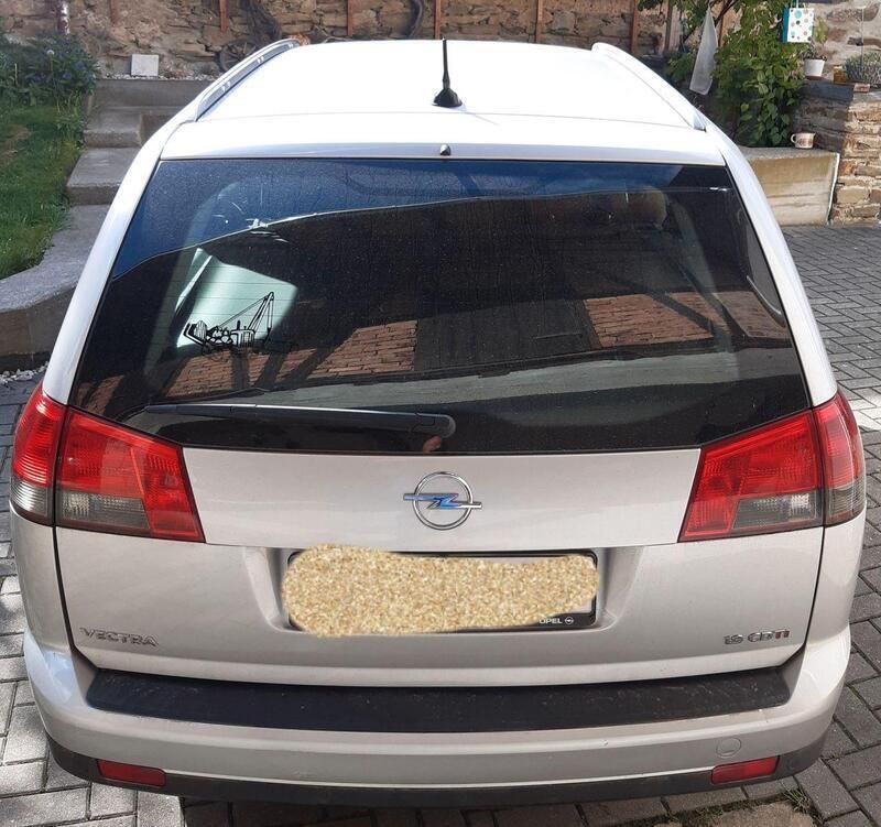 Silber Gebraucht 2008 Opel Vectra Kombi | 2.800 € (Guter Preis) - Bild 1/4