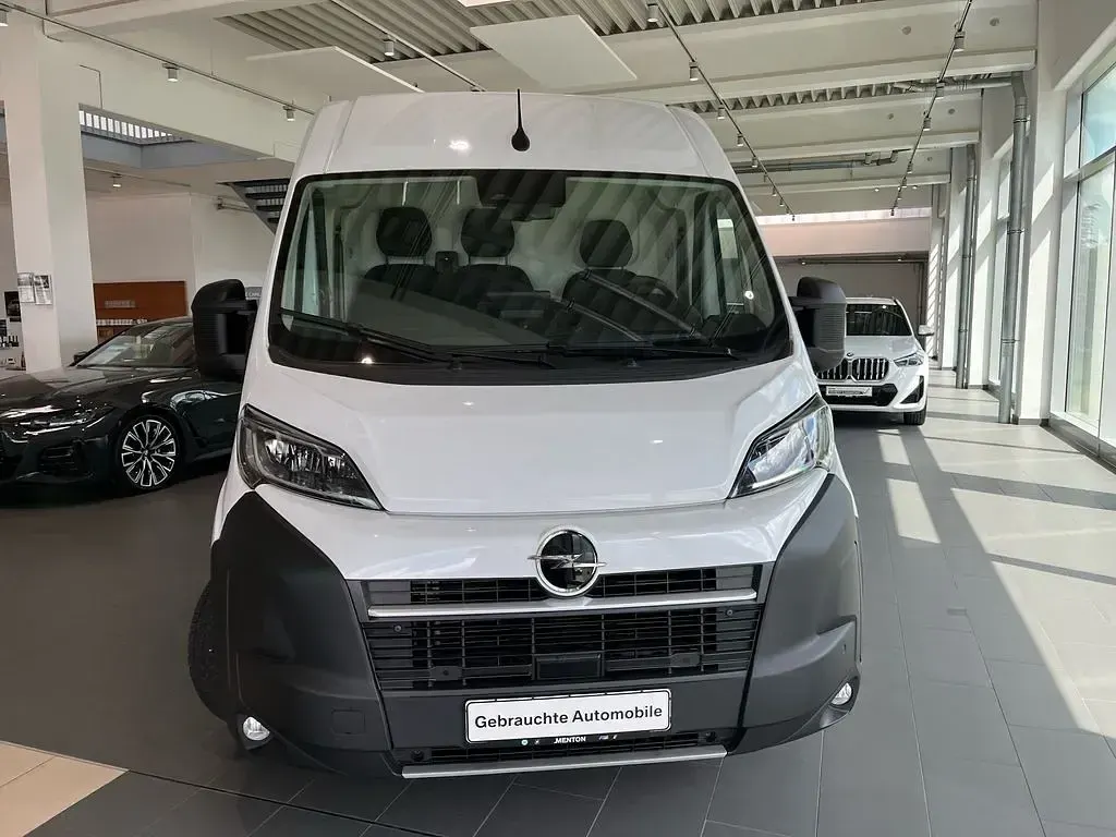 Gebraucht Opel Movano 140 PS (102 kW) 2024 Weiß Van