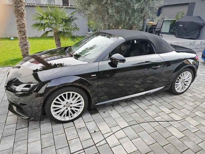 Schwarz Gebraucht 2016 Audi TT Ambiente Cabrio | 16.199 € (Superpreis) - Bild 1/4