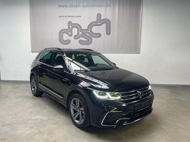 Gebraucht VW Tiguan R-line 150 PS (110 kW) 2023 Deep black SUV