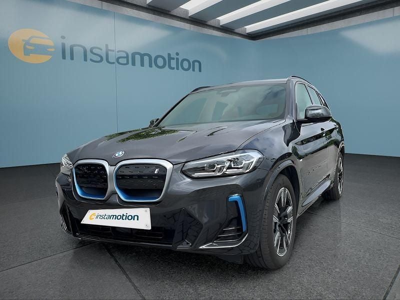 Grau Gebraucht 2022 BMW iX3 M Sport SUV | 38.899 € (Fairer Preis) - Bild 1/4