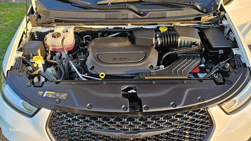 Gebraucht Chrysler Pacifica 291 PS (214 kW) 2023 Weiß SUV