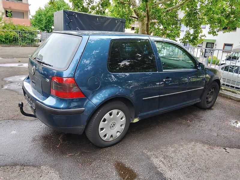 Gebraucht 2000 VW Golf IV Limousine | 350 € (Superpreis) - Bild 1/4