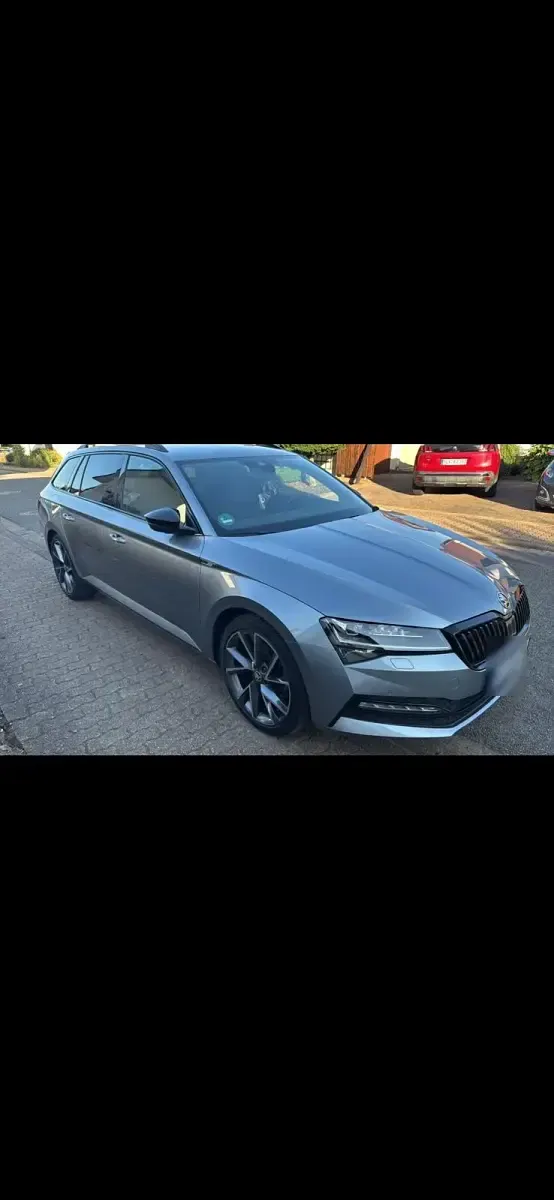 Gebraucht Skoda Superb 150 PS (110 kW) 2020 Kombi