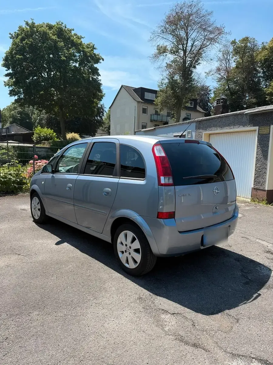 Gebraucht Opel Meriva 87 PS (63 kW) 2003 Silber Van / Kleinbus