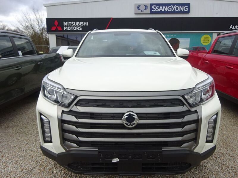 Gebraucht KGM Musso Sapphire 203 PS (149 kW) 2024 Weiß Pickup