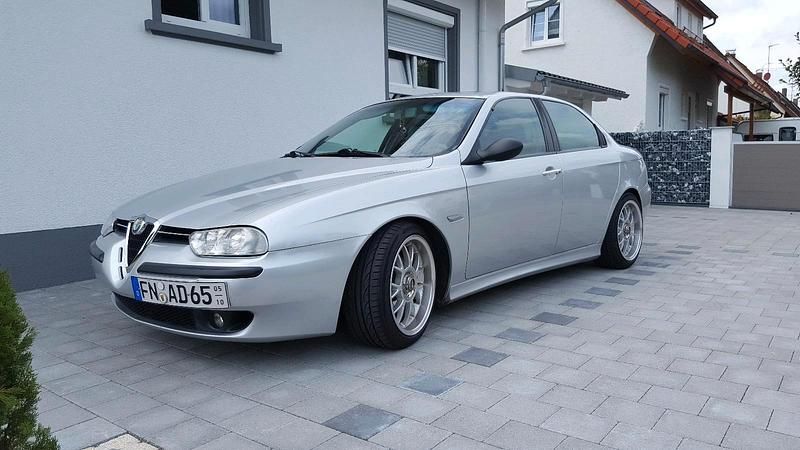 Gebraucht Alfa Romeo 156 180 PS (132 kW) 2000 Silber Limousine
