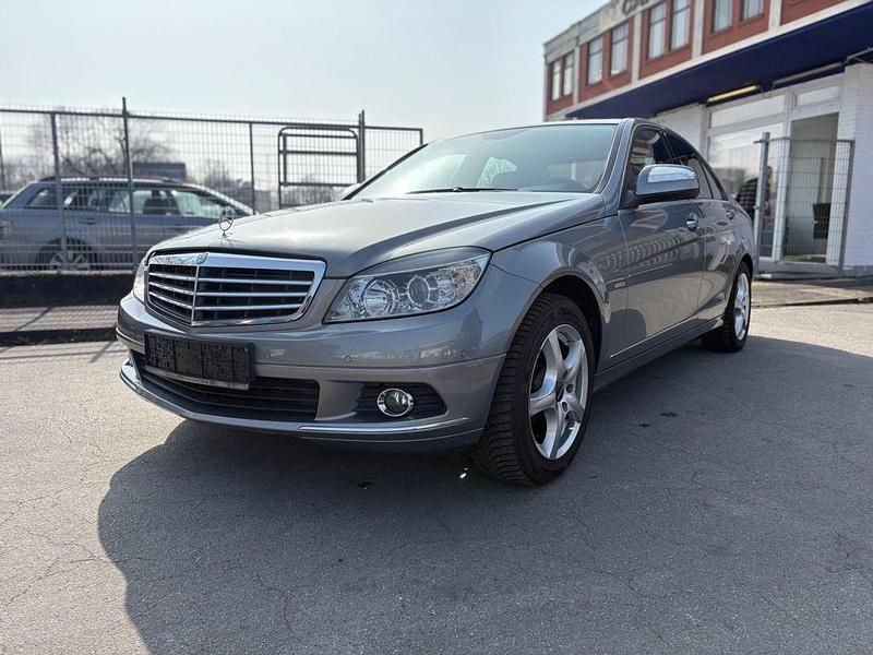 Gebraucht Mercedes C220 Elegance 170 PS (125 kW) 2007 Silber Limousine