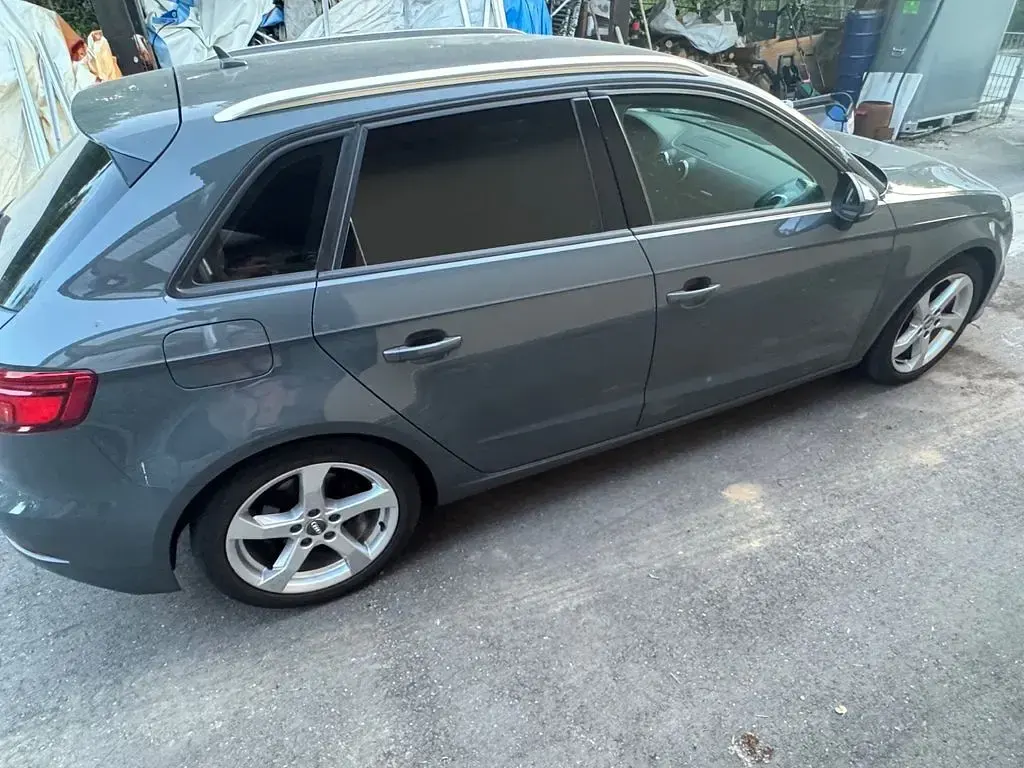 Gebraucht Audi A3 Sport 150 PS (110 kW) 2017 Grau Limousine