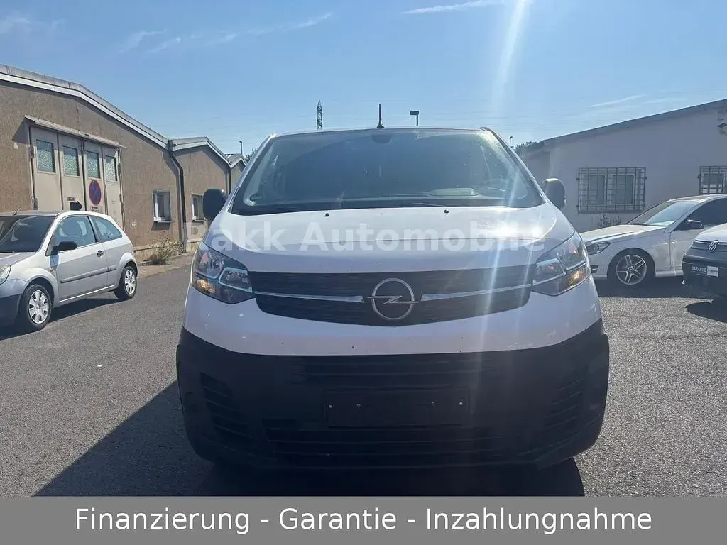 Gebraucht Opel Vivaro-e Combi Edition 120 PS (88 kW) 2020 Weiß Van / Kleinbus