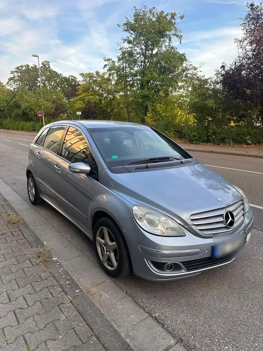 Gebraucht Mercedes B200 136 PS (100 kW) 2008 Van / Kleinbus