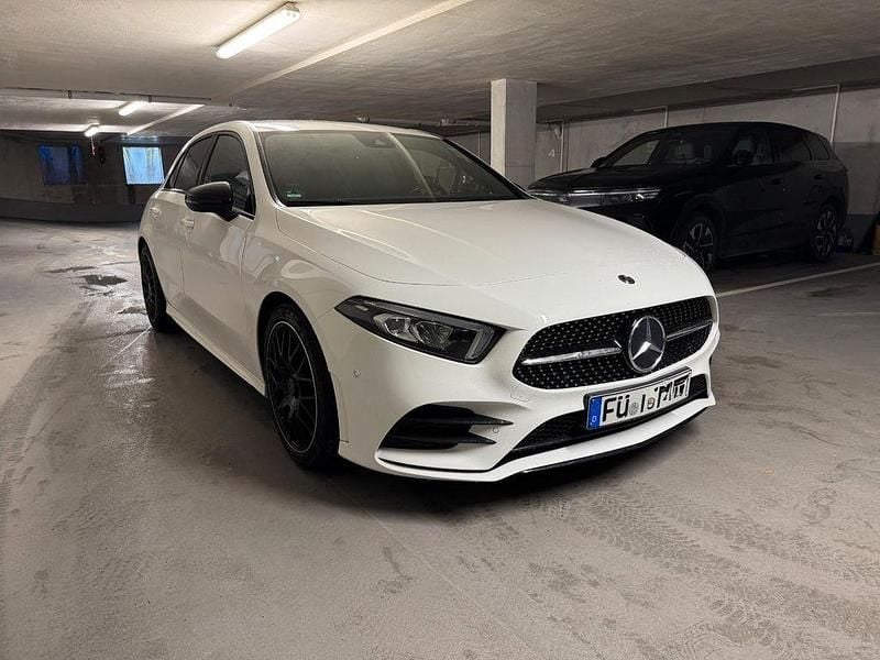 Gebraucht Mercedes A220 AMG line 190 PS (139 kW) 2019 Weiß Limousine