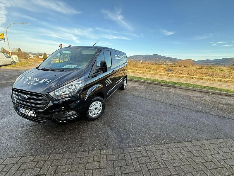 Gebraucht Ford Transit Custom 105 PS (77 kW) 2022 Schwarz Van / Kleinbus