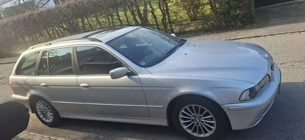 Second-hand BMW 520 150 CP (110 kW) 2002 Argintiu Break