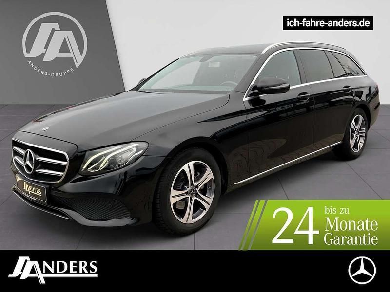 Obsidianschwarz Gebraucht 2019 Mercedes E220 Avantgarde Kombi | 24.464 € (Guter Preis) - Bild 1/3