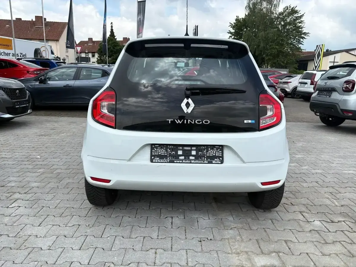 Gebraucht Renault Twingo Zen 60 kW (82 PS) 2022 Weiß Kleinwagen