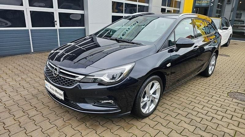 Tiefsee blau Gebraucht 2019 Opel Astra Dynamic Kombi | 13.970 € (Fairer Preis) - Bild 1/4