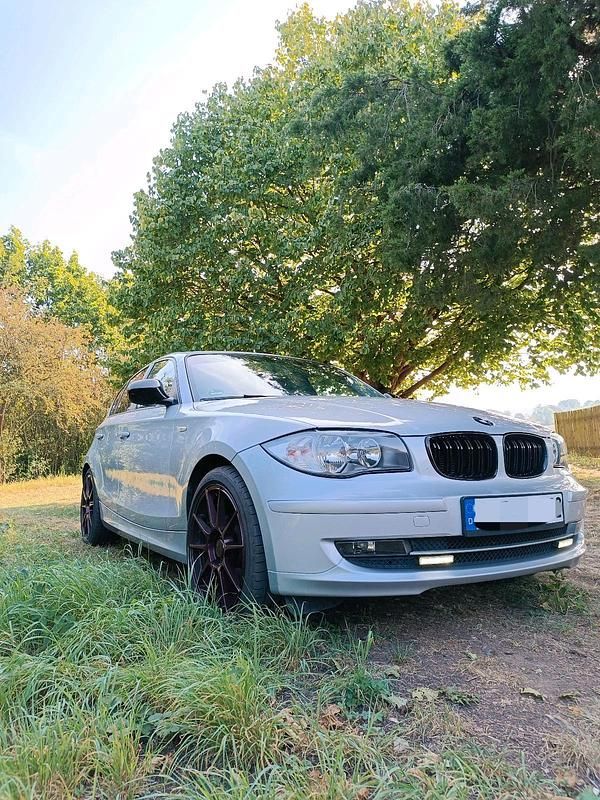 Gebraucht BMW 120 170 PS (125 kW) 2010 Silber Kleinwagen