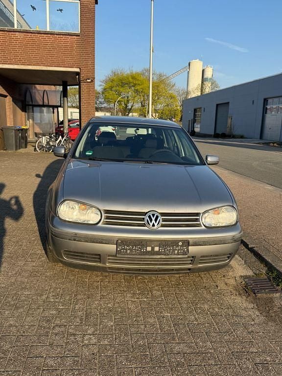 Gebraucht VW Golf IV 110 PS (80 kW) 2002 Silber Limousine