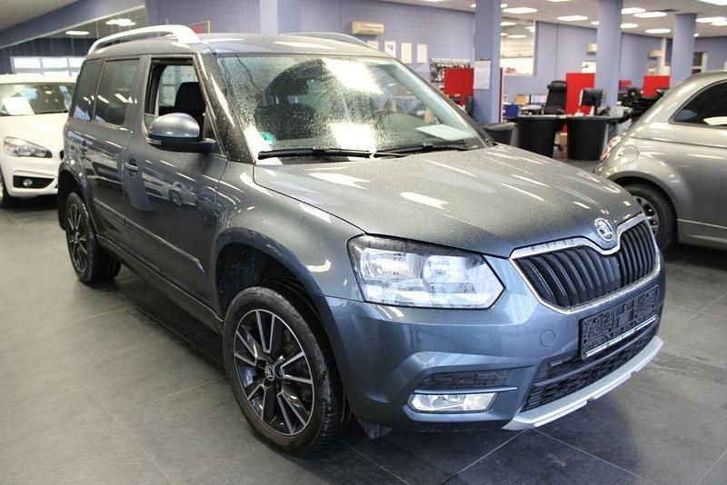 Gebraucht Skoda Yeti Ambition 105 PS (77 kW) 2015 Grau SUV