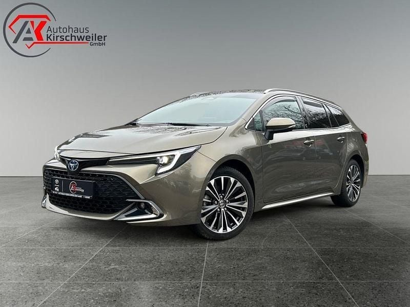 Gebraucht Toyota Corolla Team 196 PS (144 kW) 2023 Oxide bronze metallic Kombi