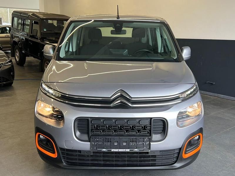 Gebraucht Citroën Berlingo Feel 102 PS (75 kW) 2021 Grau Van / Kleinbus