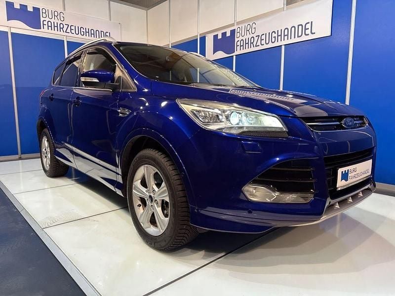 Gebraucht Ford Kuga Individual 182 PS (133 kW) 2016 Blau SUV